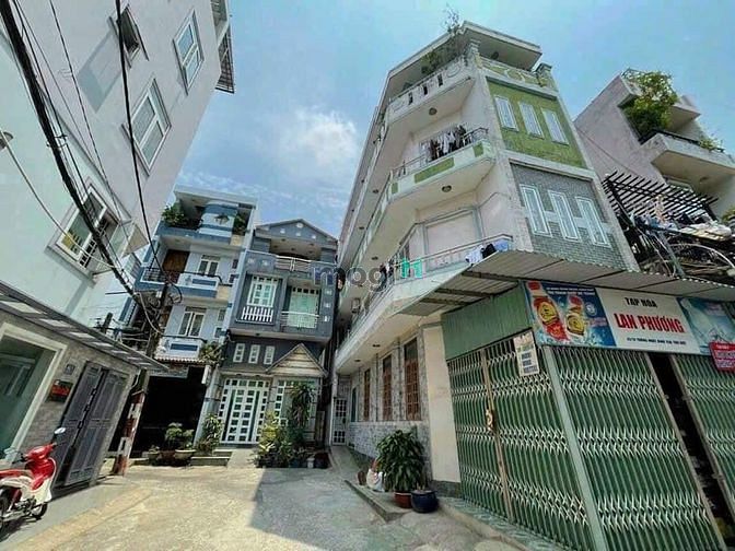 Bán Căn hộ dịch vụ 4 tầng , đường Thống Nhất , Bình Thọ. Thủ Đức