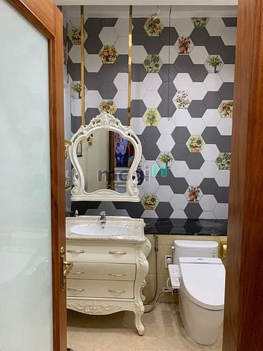 Nhà mặt tiền đường Quang Trung quận Gò Vấp - KD - 100m2 - 18 tỷ.