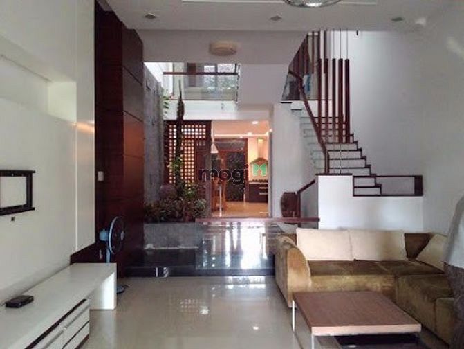 Cần bán gấp CH tâp thể Vọng Đức ( tầng 2) giá 3.7 tỷ, 82m2, Nội thất đ