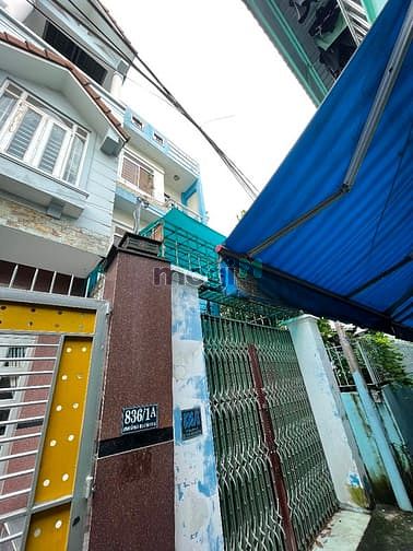 Nhà Phố 3 lầu hẻm 836 Huỳnh Tấn Phát dt 4m x 20m Tiện sửa mới