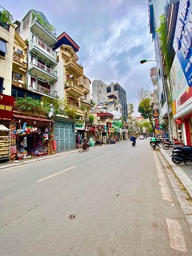 Bán nhà Thụy Khuê Tây Hồ, giá tốt nhất khu vực. 32m2x5 tầng. Giá 3.8tỷ