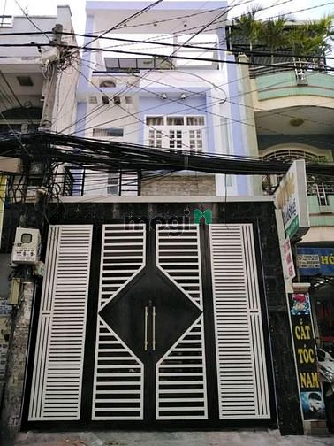 CỰC RẺ 28tr! Cho thuê nhà HXH Đ. Cách Mạng Tháng 8 Q10 - 4x20m.