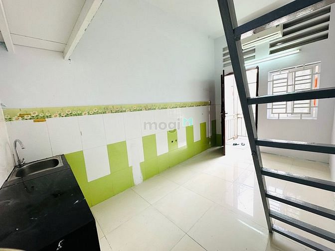 ??PHÒNG TRỌ CÓ GÁC CỬA SỔ LỚN 30M2 165 Bạch Đằng ,Tân Bình