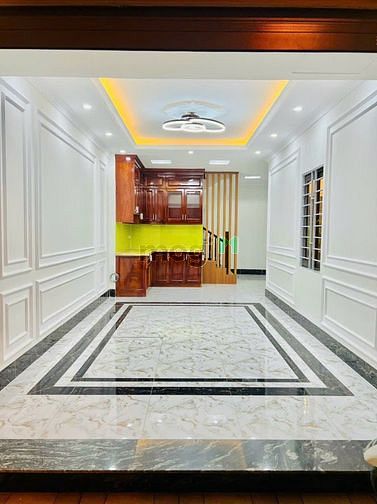 Chỉ 3.55 tỷ có nhà 6 tầng Thạch Bàn, đường 4m, gara oto 4 chỗ mới tinh