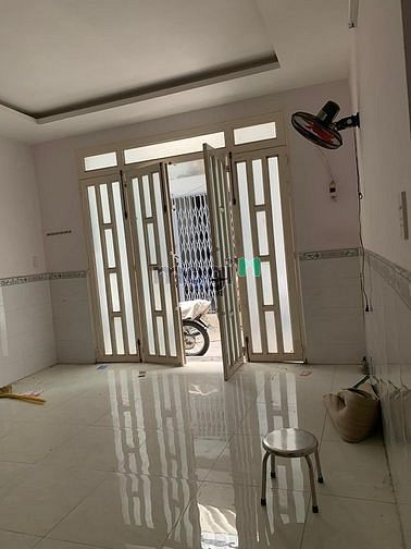 Nhà 2 tầng 28m2 hẻm thông sát mặt tiền Ni Sư Huỳnh Liên, nở hậu 7m