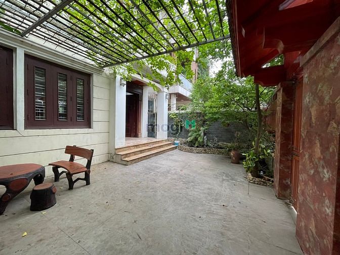 Cho thuê biệt thự Phạm Văn Đồng, Dự án KĐT Thành phố giao lưu, giá 55t