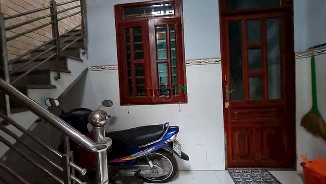 Nhà phố 2 tàng mới đẹp mặt tiền  Lê Văn Lương, Q7. 120 m2 13,8 tỷ.