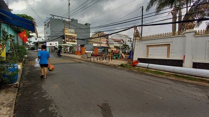 Bán đất mặt tiền đường số 182 P tăng nhơn phú A.Q9
