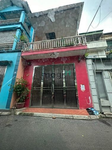 Bán gấp nhà ngõ phố Nguyễn Văn Linh ,100 m2x 2 tầng . Gía 9,5 tỷ