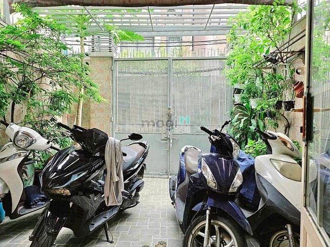 Bán nhà Trung Tâm Bình Thạnh, 65m2, 3 lầu, hxh chỉ hơn 9 tỷ.