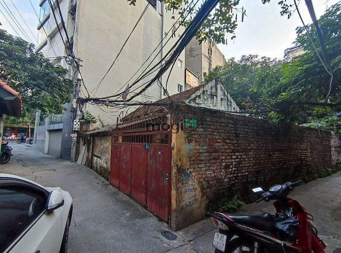 Bán Đất Phố Lạc Long Quân Tây Hồ. Lô Góc Siêu Đẹp. DT 172M. Giá 32 Tỷ