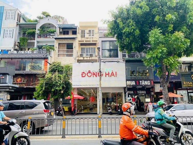 Bán nhà MT Cách Mạng Tháng Tám, phường Bến Thành Quận 1, DT 6,8 x 16m,