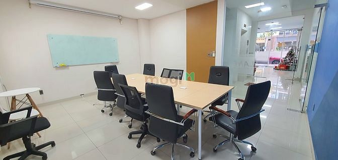 VP tầng trệt Sala. Giá 18tr/tháng. Hầm xe riêng. Miễn phí quản lý