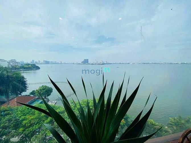Bán mặt phố Trích Sài-Lô góc-view Hồ Tây-Kinh doanh-110m- MT 6m- 75 Tỷ