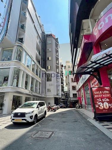Siêu phẩm Hiếm đường Nguyễn TrãiQ1 Dt 5,4 x 15m Hầm 6 Tầng Giá 25,5 tỷ