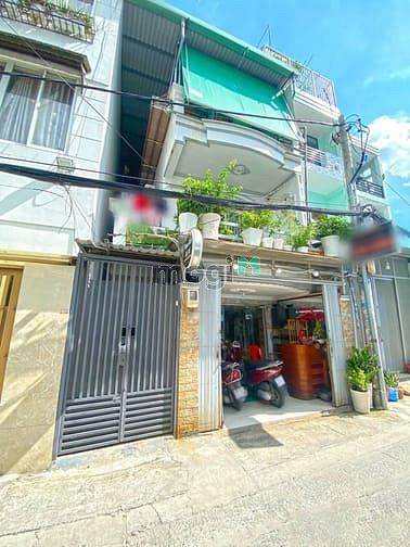 HOT HOT! Nhà 2 lầu hẻm 88 Nguyễn Văn Quỳ, Phường Phú Thuận, Quận 7