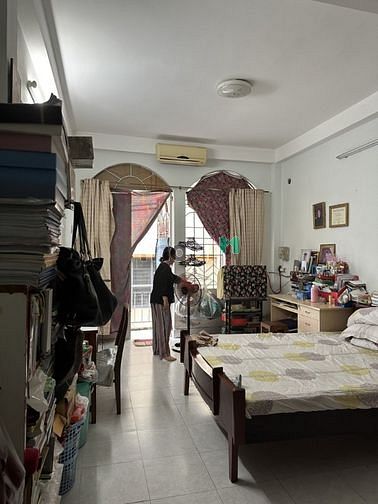 Bán nhà đường Cao Thắng 5 tầng, Phường 5, Quận 3,xe hơi, chỉ 10,8 tỷ.