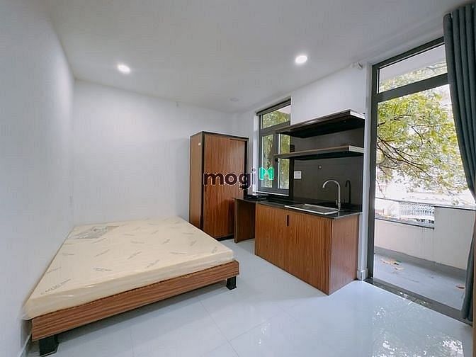 Căn hộ ban công,full nội thất y hình,gần học viện hàng không Việt Nam