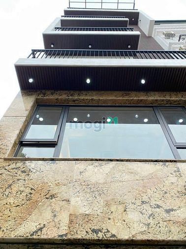Bán nhà Phố Trạm Long Biên ngay gần Aeon Mall 45m 6 tầng Ô tô 5,95 tỷ