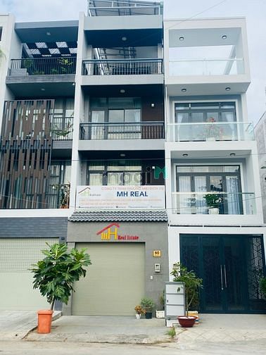 NHÀ PHỐ 420m2 Có hầm Sau Metro Quận 2 CHỈ 35 Triệu
