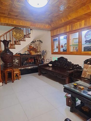 Bán gấp nhà Văn Trì, Bắc Từ Liêm, 35m, 6T, nhà đẹp dân xây, chỉ 4 tỷ.