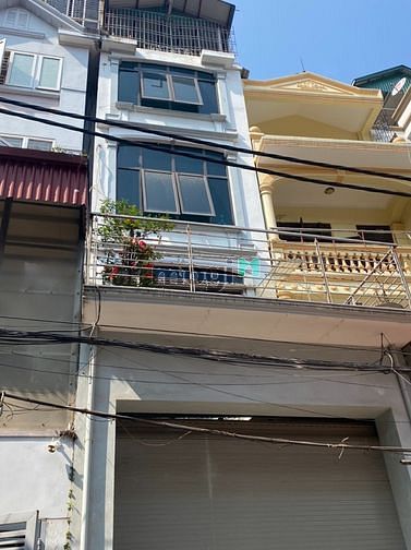 Nhà đẹp, Ô Tô  tránh phố Trần Kim Xuyến- Cầu Giấy,dt 70mx5t, 35tr