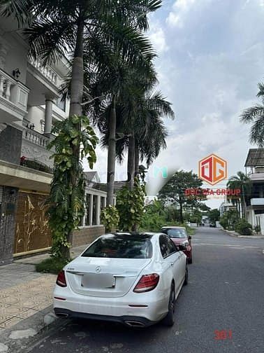 Biệt thự góc 2 mặt tiền KDC Tân Phong 11 tỷ nhà 3 lầu siêu đẹp 200m2