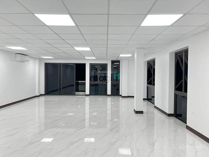 Cho thuê nhà xưởng đường Chiến Thắng,Hà Đông. DT 200m2 có gác sép,18tr