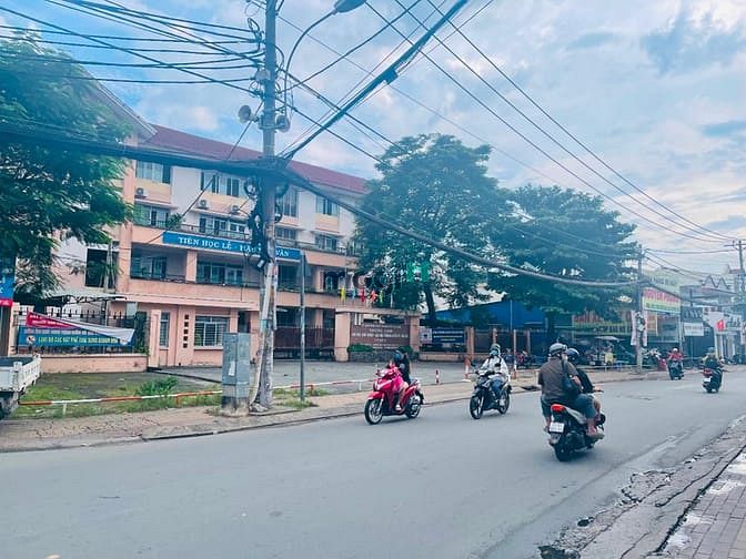 Bán Dảy trọ Hẻm xe hơi đường Đình Phong Phú Q9 235m2 Giá 7 tỷ 800