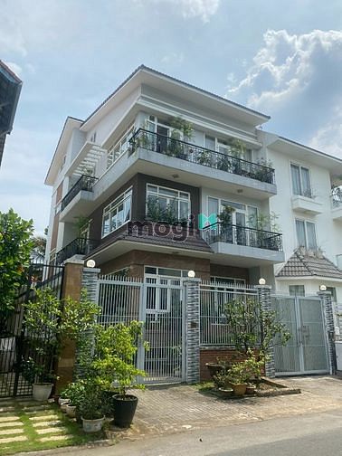 Bán nhà quận 2 đường số 7 phường An Phú 10×20 ( 200m2) Trệt 3 lầu