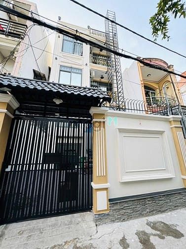 Bán gấp căn hộ DV Xô Viết Nghệ Tĩnh,Bình Thạnh 120m2, 6.5tỷ, sổ sẵn.