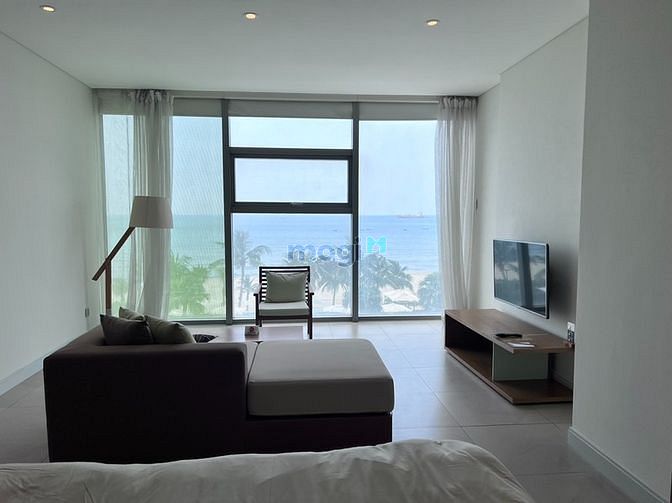 CC cần bán căn hộ Fusion Suites Apartment 2PN view trực diện biển