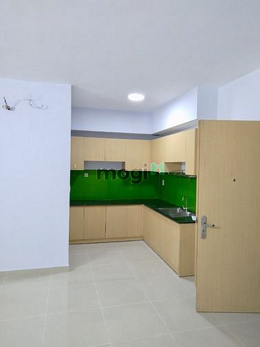 Bán căn 83m2, 2PN- Oriental Plaza quận Tân Phú, view Âu Cơ, ban công
