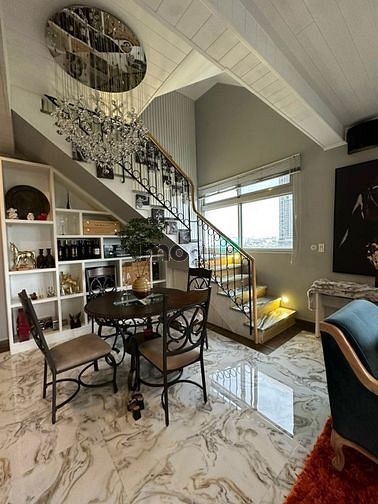 Cho thuê penthouse Star Hill, Quận 7, 258m2. 3PN nội thất cao cấp.
