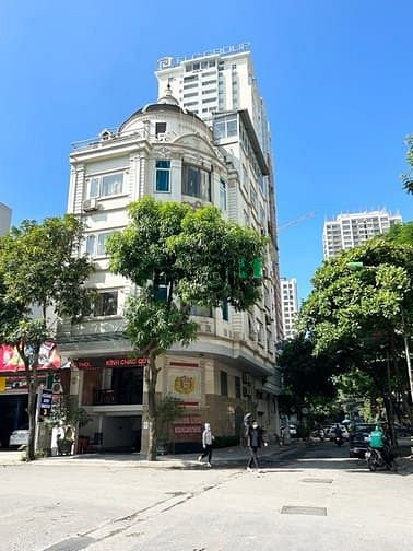 Nhượng Lại Khách Sạn Vip Cầu Giấy. Lô Góc 2 MT Siêu Đẹp. DT 88/100m2.