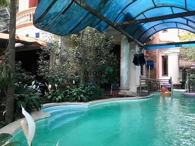Bán Biệt thự 2 mặt đường Nguyễn Công Thái - KĐTM Đại Kim, gara, bể bơi