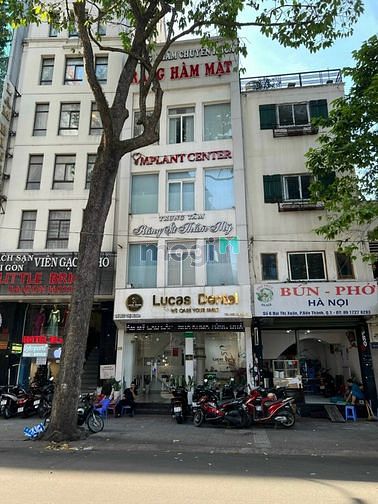 Cho thuê số 8 Bùi Thị Xuân, Bến Thành, Q1. Dt 5,5x12m, KC: Trệt 4 Lầu