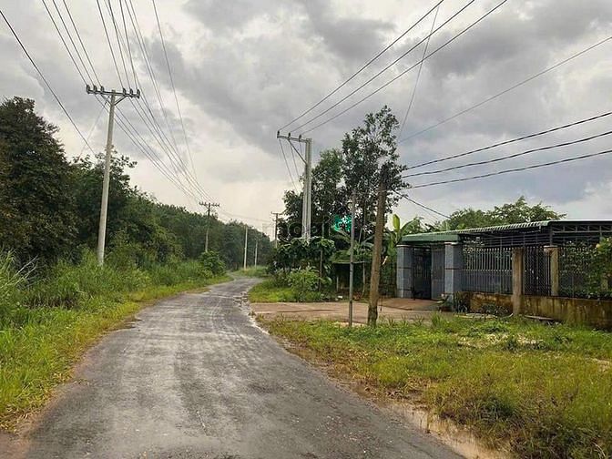 NGAY Xuyên Á PHƯỚC ĐÔNG có LÔ 75m2 full thổ 270tr