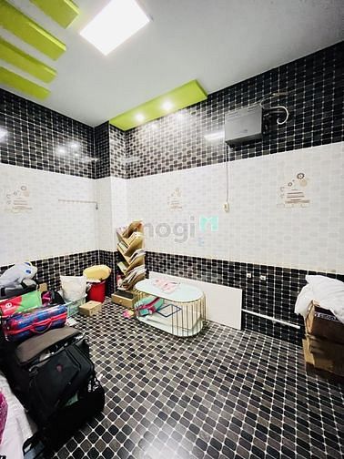 Bán nhà 4 tầng mặt tiền kd đỉnh 75m2 Tân thới nhất q12