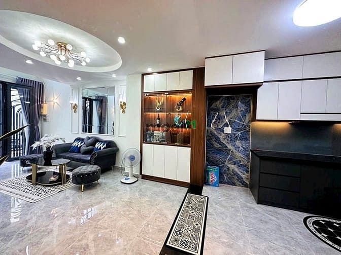 Sát hẻm xe hơi HUỲNH VĂN BÁNH 36M2, nở hậu, 4 tầng - 4PN, nhỉnh 7 tỷ