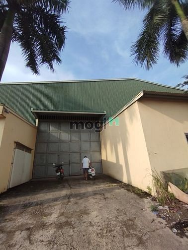 Cho thuê kho Km9 Đại Lộ Thăng Long, Hoài Đức. DT 600m, nhà kho tiêu ch