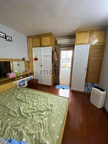 1,3 tỷ bao phí bán nhanh TT mặt phố Quỳnh Mai sổ 36m khép kín