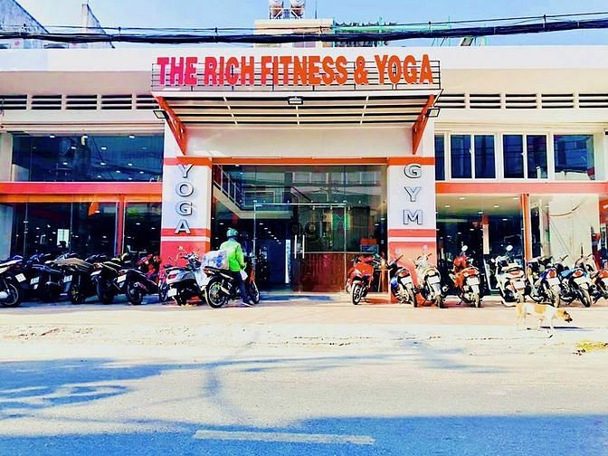 Mặt tiền 20x30m 4 lầu Lê Thị Bạch Cát, P.11, Q.11