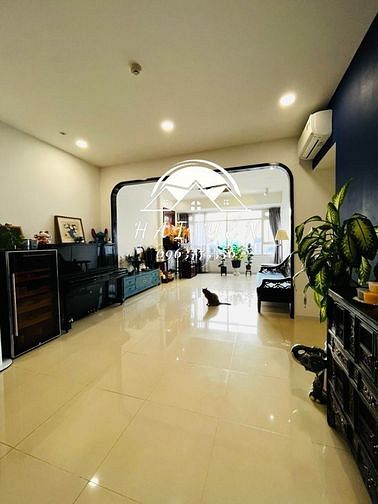 HẢI YẾN - BÁN 3PN + 3 WC SAIGON PEARL diện tích 141m2, ban công rộng