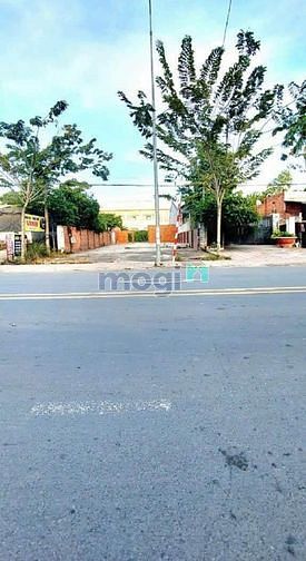 Bán đất mặt tiền đường Phạm Hùng 100m2 thổ cư hết đất chỉ 390 triệu