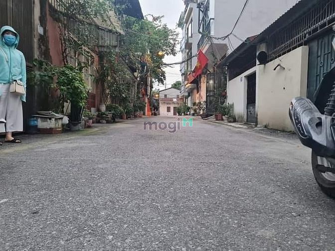 Ô tô tránh - 2 thoáng - vuông - Bán đất Thạch Bàn, Long Biên