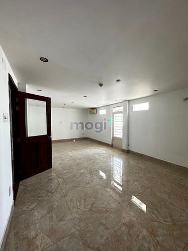 Cho thuê văn phòng mặt đường Vườn Lài ( Tân Phú )