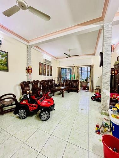 Bán căn mặt tiền Hồng Hà Tân Bình sát sân bay 220m2 62 tỷ khu vip TB