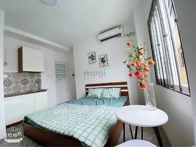 ?Tòa CCMN Hoàng Ngân- ngõ thông- gần phố 100M2x7T d/tiền 95tr/th?