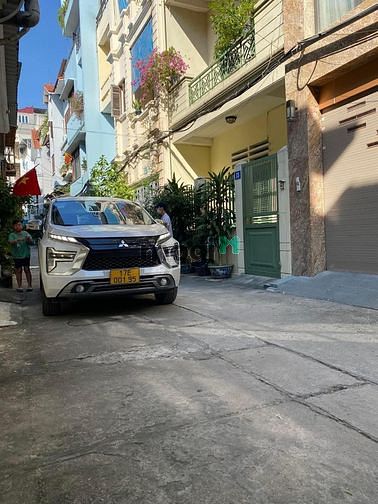 Bán nhà Giảng Võ, Đống Đa, Phân Lô, Ô Tô, 58m2 4T MT4M, Giá 11.5 tỷ